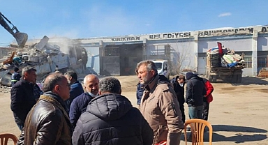 Başkan Sezer Hatay İçin Çalışmaya Devam Ediyor
