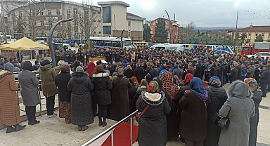 Belediye personeli gözyaşları arasında toprağa verildi