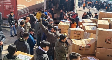 Çankaya’dan 53’Ü Tır 118 Araçlık İnsani Yardım