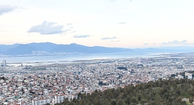 Çiğli'de Bina Tespit Çalışmaları Devam Ediyor
