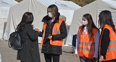 Çukurova Belediyesi Psiko-Sosyal Ekibiyle de Dokunuyor