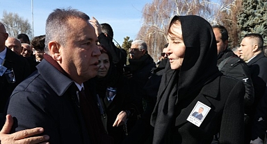 Deniz Baykal son yolculuğuna uğurlandı: Başkan Böcek, ‘Milletimizin başı sağ olsun’