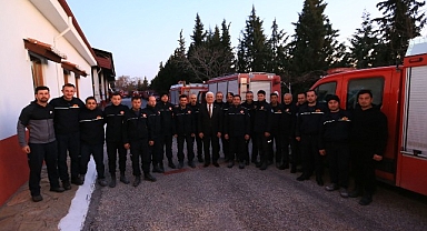 Deprem Kahramanları Anlattı; İlhan, “Cehennem Çukurundan Bir Hayatı Kurtarmanın Mutluluğu Anlatılamaz”