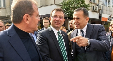 Ekrem İmamoğlu, Yenişehir’de Alanya Sokağı esnafını ziyaret etti