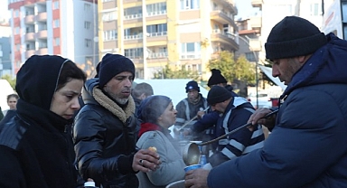 Hatay'da depremzedeler için her gün 70 bin kişilik sıcak yemek