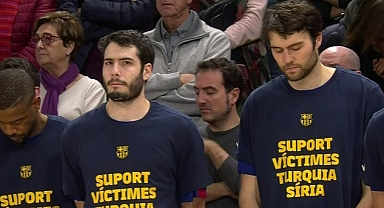 İspanya Basketbol Ligi'nde 10 ili etkileyen depremlerde hayatını kaybedenler için saygı duruşu gerçekleştirildi