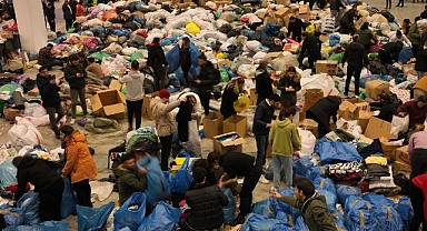 İzmir'den deprem bölgesine destek çığ gibi büyüyor