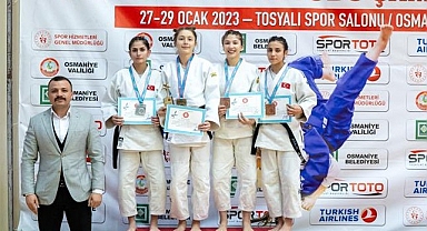 Judoda zirve Kağıtspor'un