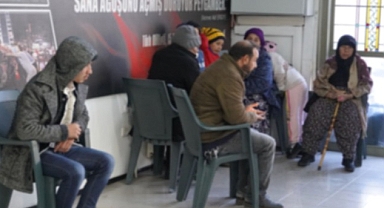 Kariyer Ofisi İş Arayan Depremzedelere Öncelik Tanıyor