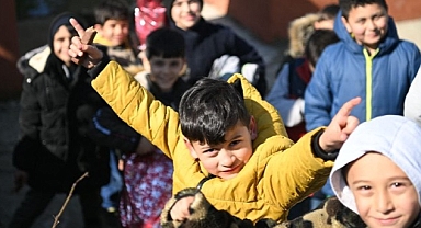 Kartepe Belediyesi Hatay/Defne’de Yaraları Sarıyor