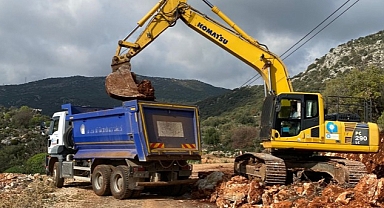 Kaş Bayındır Yolunda Genişletme Çalışması