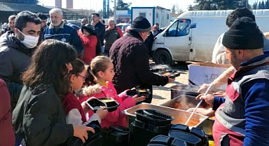 Keçiören Belediyesi’nden Kahramanmaraş’ta 3 Öğün Yemek Hizmeti