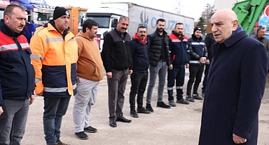 Keçiören Belediyesinden Depremzedelere Aşevi, Ramazan Çadırı ve Ulaşım Hizmeti