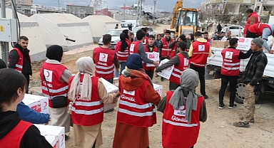 Kızılay Hijyen Malzemesi Dağıtımlarına Ağırlık Veriyor