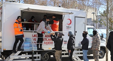 Kızılay’ın AFAD İçin Çadır Üretimi Sürüyor