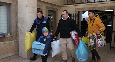 Menderes Belediyesi’nden deprem bölgesine yardım kampanyası