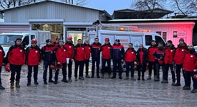 Osmangazi'den 38 kişilik arama kurtarma ekibi yola çıktı