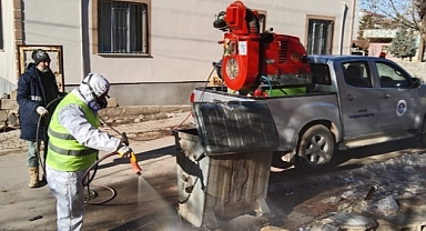 Yenişehir Belediyesi dezenfeksiyon ekipleri afet bölgesinde