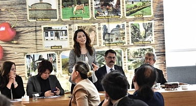 Yerel Yönetimler Eğitim Kurulu Kemalpaşa’da Toplandı