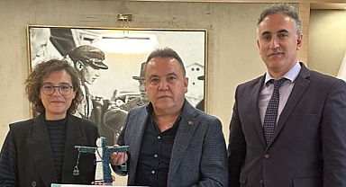 Antalya Büyükşehir Belediyesi'nin 16. Çevre Ödülü Güney Afrika'dan