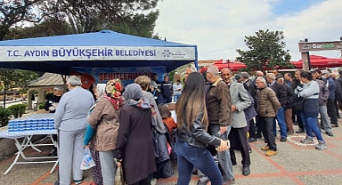 Aydın Büyükşehir Belediyesi ‘18 Mart Çanakkale Zaferi ve Şehitleri Anma Günü’nde Helva Hayrı Gerçekleştirdi