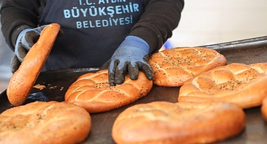 Aydın Büyükşehir Belediyesi’nin Halk Ekmek Satış Noktalarına Vatandaşlarından Yoğun Talep