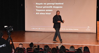 Bahçeşehir Koleji Velilerini Prof. Dr. Acar Baltaş ile Buluşturdu