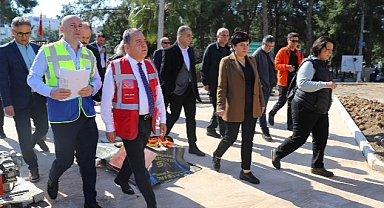 Başkan Böcek Uncalı Kent Mezarlığı çalışmalarını yerinde inceledi