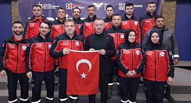 Başkan Büyükakın, arama-kurtarma ekipleriyle iftarda buluştu