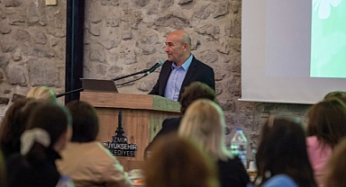 Başkan Soyer, kadın meclis üyelerine seslendi “Kadınların öncülüğünde başka bir Türkiye yaratacağız”