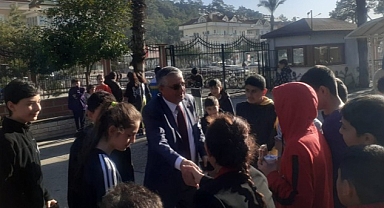 Başkan Topaloğlu öğrencilerle bir araya geldi
