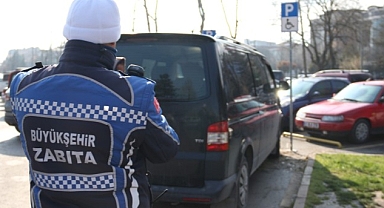 Büyükşehir Zabıtasıyla güvenli pazar alışverişi