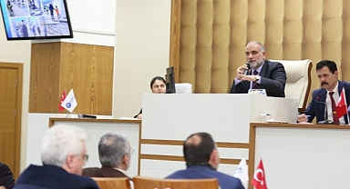 Canik Belediye Meclisi’nde Depremlerde Hayatını Kaybedenler İçin Saygı Duruşu