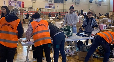 Çiğli Belediyesi Depremzedeler için Sahaya İndi