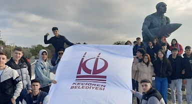 Depremde Yardım Gönüllüsü Olan Gençler Çanakkale’de