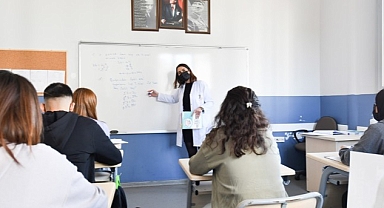 Depremzede öğrenciler Bayraklı’da eğitime devam edecek