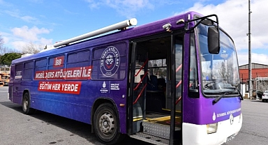 Depremzede Öğrencilerimizi Yalnız Bırakmıyoruz ‘Mobil Ders Atölyeleri’ Deprem Bölgesinde