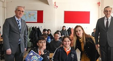DEÜ'den Buca'da Öğrencilere Bilim Dokunuşu