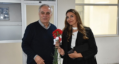 Edremit Belediyesi Kadınlar Gününü Kutladı