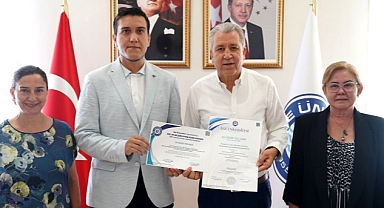 “Ege Üniversitesi Ek Gelişim Etkinlikleri Karnesi” uygulaması tescillendi
