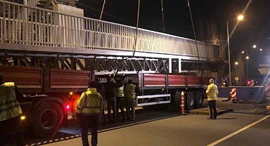 Eskihisar Feribot Yolu üstgeçidi yenileniyor