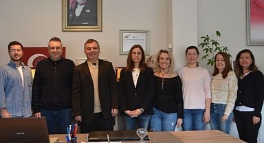 EÜ İletişim Fakültesinden depremzede çocuklara yönelik sosyal sorumluluk projesi