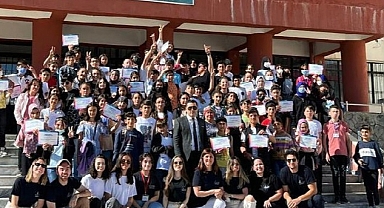 Geleceğe Adımlar Derneği Deprem Bölgesinden Gelen 200 Öğrenciye Umut Olacak