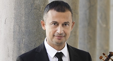 Gökhan Aybulus ve Esen Kıvrak Yapı Kredi bomontiada b-sahne’de