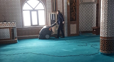 Gölcük’teki Camiler Ramazan Ayına Pırıl Pırıl Giriyor