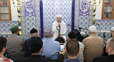 Hafız Osman Bostancı Teravihte İnegöl Cemaatiyle Buluştu