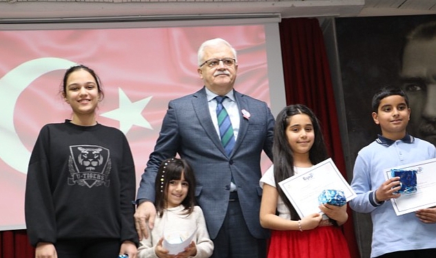 İstiklal Marşı'nın Kabulü Burhaniye'de Kutlandı