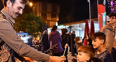 İznikli Minikler Eski Ramazanları Yaşıyor