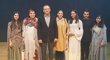 Kadın Oyunları Festivali’nden Ruhumuza Dokunan Açılış