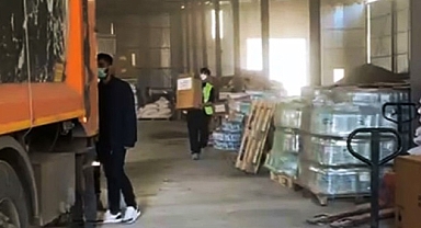 Keçiören Belediyesi Tırlar Dolusu Su Gönderiyor
